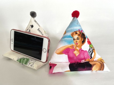 古布でスマホスタンド作り作品見本